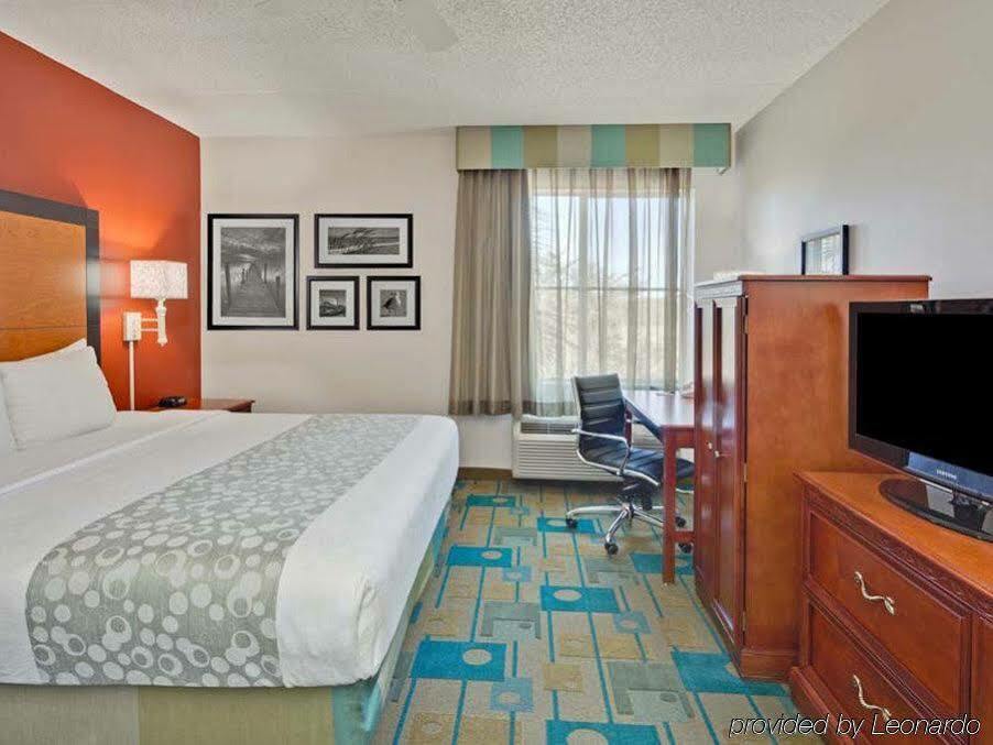 מלון Golden Gate La Quinta By Wyndham Naples East מראה חיצוני תמונה